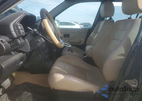 2002 Land Freelander z USA, uszkodzony, nr VIN SALNE22242A205523